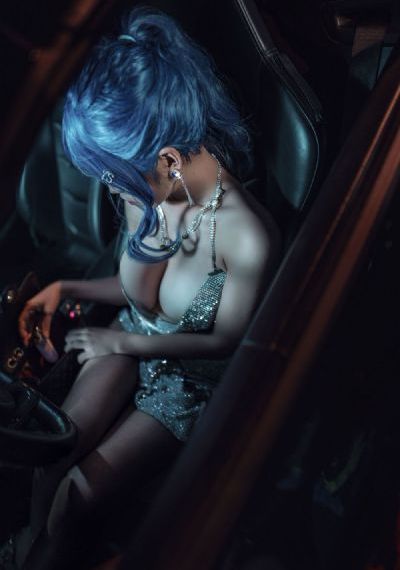 夜晚绽放的向日葵