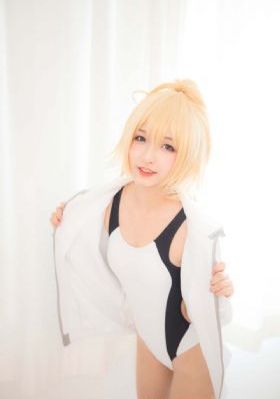 总裁双性受在会议室被h